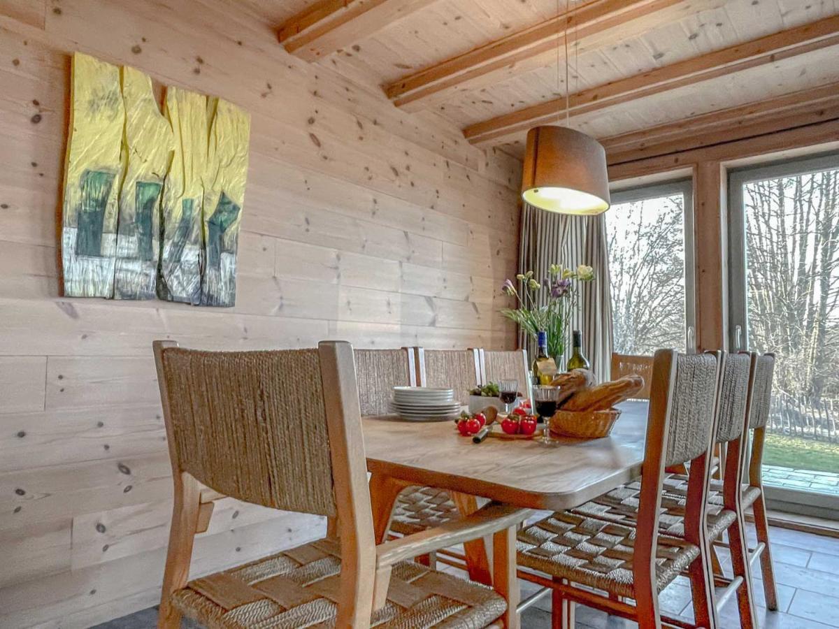 Traumhaff Kuestenchalets - Einzigartige Chalets An Der Ostsee. Ganz Aus Laerchenholz Mit Kamin Und Sauna Vogelsang-Warsin Εξωτερικό φωτογραφία